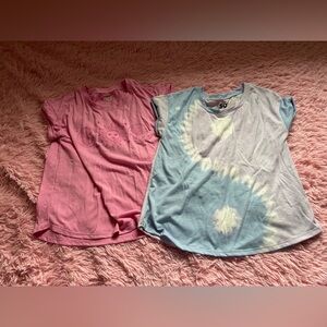 SO Kids Pink Sun Graphic Tee & SO Kids Blue Tie-Dye Short Sleeve Set